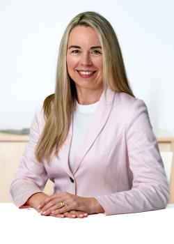 Eva Kurtze: Versicherungen